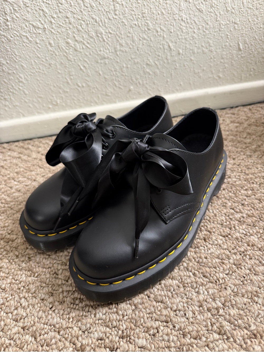 Doc Martens 1461 Bex Smooth Leather Oxford NWOT